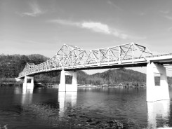 Photo of Ross Booth Memorial Bridge AKA Winfield Toll Bridge